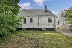 17419 Lotus Dr, Loveland, OH 44128 - Photo 41