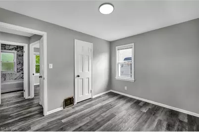 17419 Lotus Drive, Loveland, OH 44128 - Photo 15