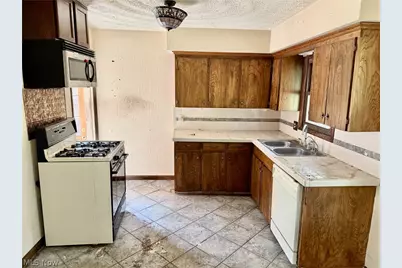 1201 Benskin Avenue SW, Canton, OH 44710 - Photo 29