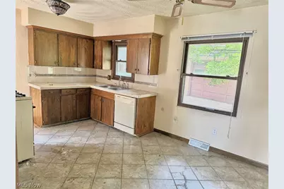 1201 Benskin Avenue SW, Canton, OH 44710 - Photo 27