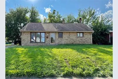 1201 Benskin Avenue SW, Canton, OH 44710 - Photo 1