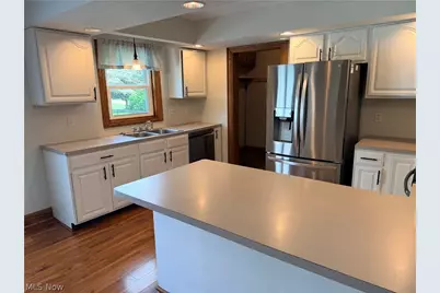 46170 Crestview Road, New Waterford, OH 44445 - Photo 7