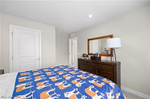 6100 James Dr, Lorain, OH 44053 - Photo 25
