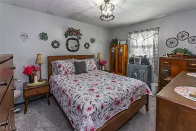 13485 Sunflower Avenue NW, Mogadore, OH 44260 - Photo 17