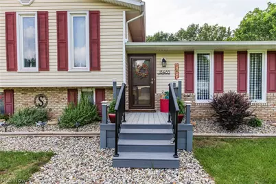 13485 Sunflower Avenue NW, Mogadore, OH 44260 - Photo 3