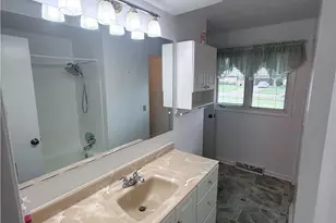 549 N Skyline Dr, Green Hills, OH 44131 - Photo 15