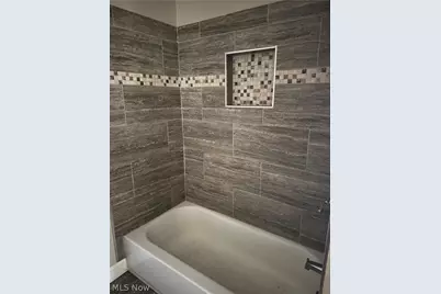 12436 Saywell Avenue, Loveland, OH 44108 - Photo 9