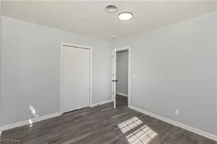 2215 Willowrow Ave NE, Canton, OH 44705 - Photo 21