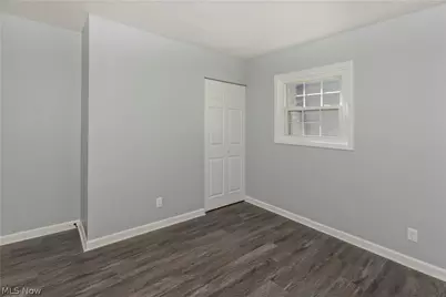 2215 Willowrow Avenue NE, Canton, OH 44705 - Photo 25