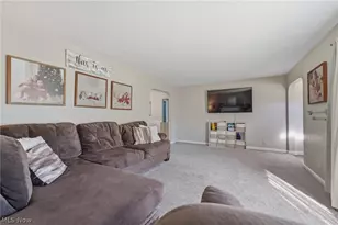 1743 Jefferson Rd NE, Massillon, OH 44646 - Photo 9