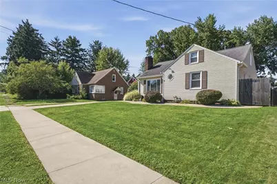 1743 Jefferson Road NE, Massillon, OH 44646 - Photo 5