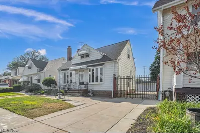 30213 Robert Street, Wickliffe, OH 44092 - Photo 3