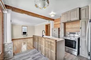 30213 Robert St, Wickliffe, OH 44092 - Photo 11