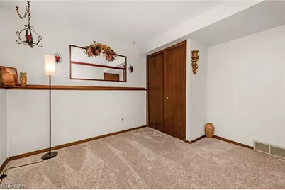 782 Pasadena Avenue, Sheffield Lake, OH 44054 - Photo 21