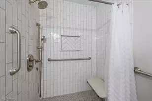 782 Pasadena Ave, Sheffield Lake, OH 44054 - Photo 15