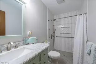 782 Pasadena Ave, Sheffield Lake, OH 44054 - Photo 15