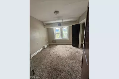 976 E 70th Street, Loveland, OH 44103 - Photo 11