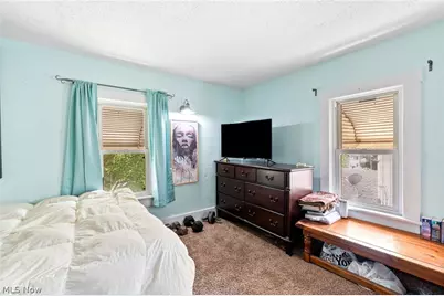 777 Montana Avenue, Akron, OH 44314 - Photo 15