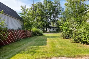 777 Montana Ave, Akron, OH 44314 - Photo 21