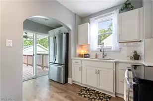 218 Harding Ave SW, Massillon, OH 44646 - Photo 9