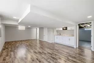 571 Wesleyan Ave, Barberton, OH 44203 - Photo 33