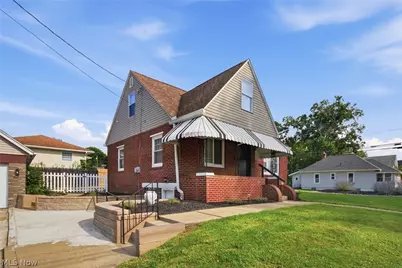 571 Wesleyan Avenue, Barberton, OH 44203 - Photo 7