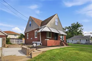 571 Wesleyan Ave, Barberton, OH 44203 - Photo 7