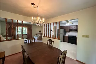 128 Starvaggi Dr, Weirton, WV 26062 - Photo 5