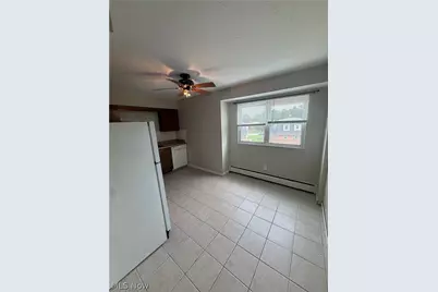 2520 Flintridge Drive #6, Austintown, OH 44515 - Photo 5