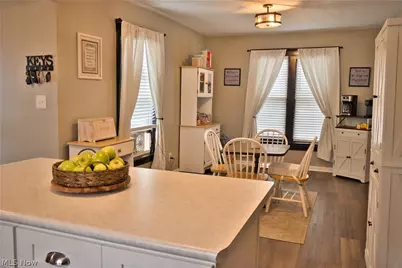 1030 W 9th Street, Lorain, OH 44052 - Photo 5
