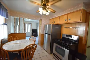 3830 Timothy Ln, Youngstown, OH 44511 - Photo 7