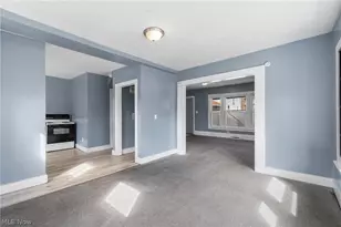 594 Columbia Ave, Akron, OH 44310 - Photo 11