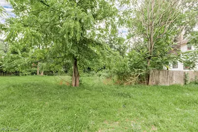871 E 131 Street, Loveland, OH 44108 - Photo 5