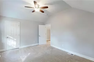 3004 Monroe Ave, Loveland, OH 44113 - Photo 29