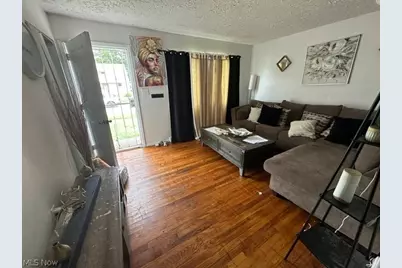 15914 Clearview Avenue, Loveland, OH 44128 - Photo 3