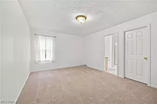 29008 Uxbridge Dr, Willowick, OH 44095 - Photo 19