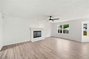 29008 Uxbridge Dr, Willowick, OH 44095 - Photo 7