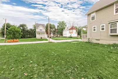 11112 Earle Avenue, Loveland, OH 44108 - Photo 3