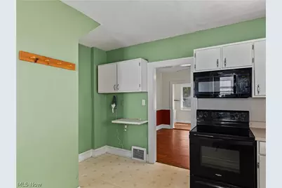 2472 4th Street, Cuyahoga Falls, OH 44221 - Photo 15