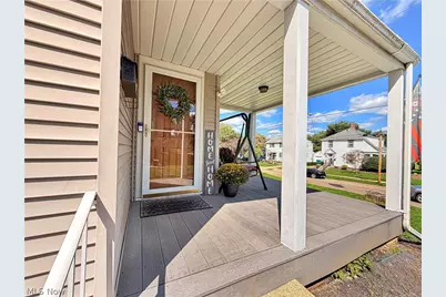911 17th Street NE, Massillon, OH 44646 - Photo 3