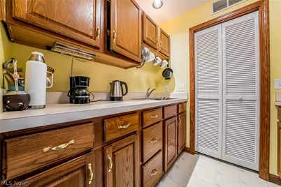 8250 Broadmoor Road, Mentor, OH 44060 - Photo 23