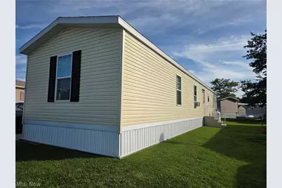 10039 State Route 700 #28, Mantua, OH 44255 - Photo 3