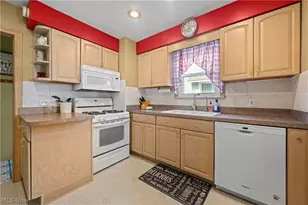 173 25th St NW, Barberton, OH 44203 - Photo 11