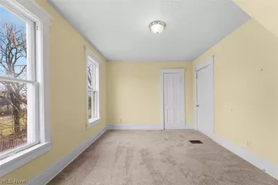 1024 Rex Avenue NE, Canton, OH 44704 - Photo 13