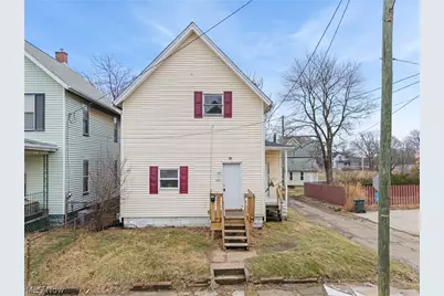 1024 Rex Avenue NE, Canton, OH 44704 - Photo 1