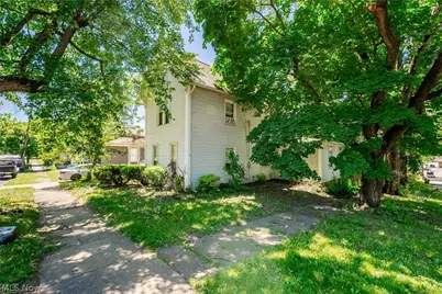 323 2nd Street NE, Massillon, OH 44646 - Photo 3