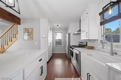 335 Harmon Street SW, North Canton, OH 44720 - Photo 7
