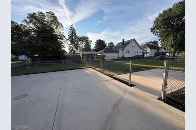 706 Broad Avenue NW, Canton, OH 44708 - Photo 7