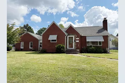 706 Broad Avenue NW, Canton, OH 44708 - Photo 1