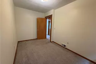 1605 Larchmont Ave, Oakwood, OH 44107 - Photo 17